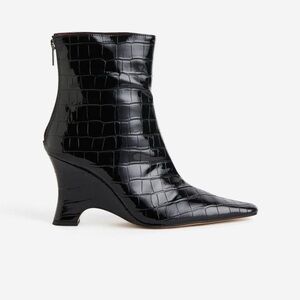 Black croc print ankle booties with 2.5 inch heel #anklebooties